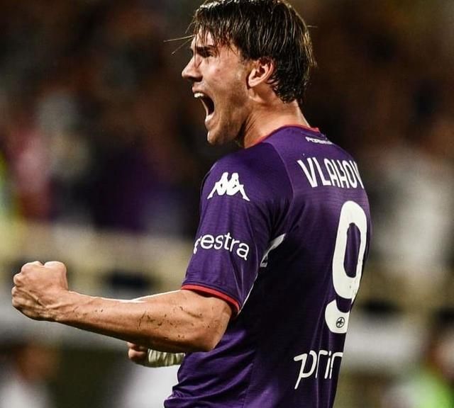 场内外的暗 场内外的暗