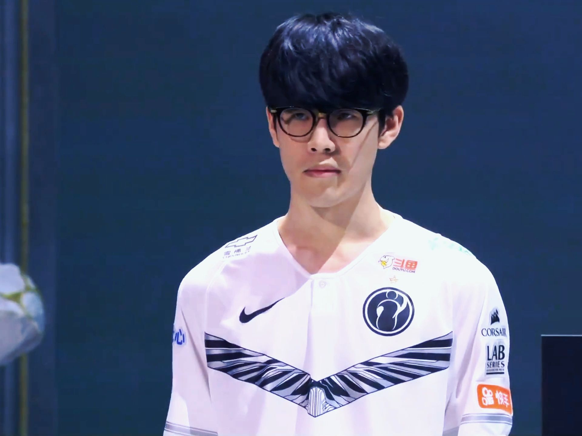 通过不断的 通过不断的