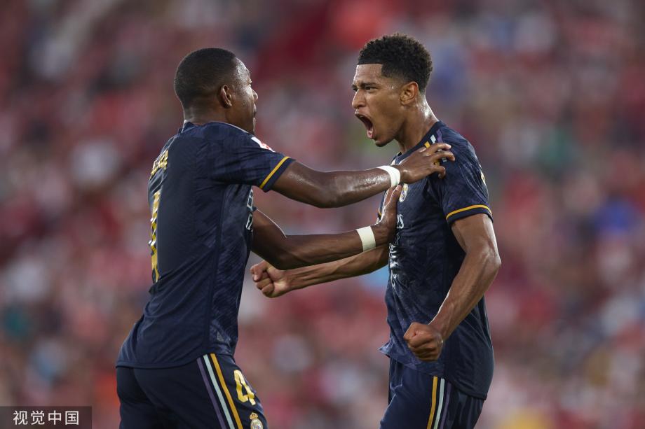 在现代足球 在现代足球