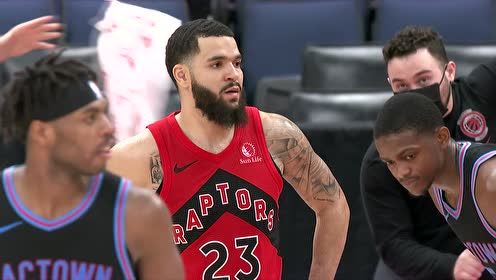 加兰在场上 加兰在场上